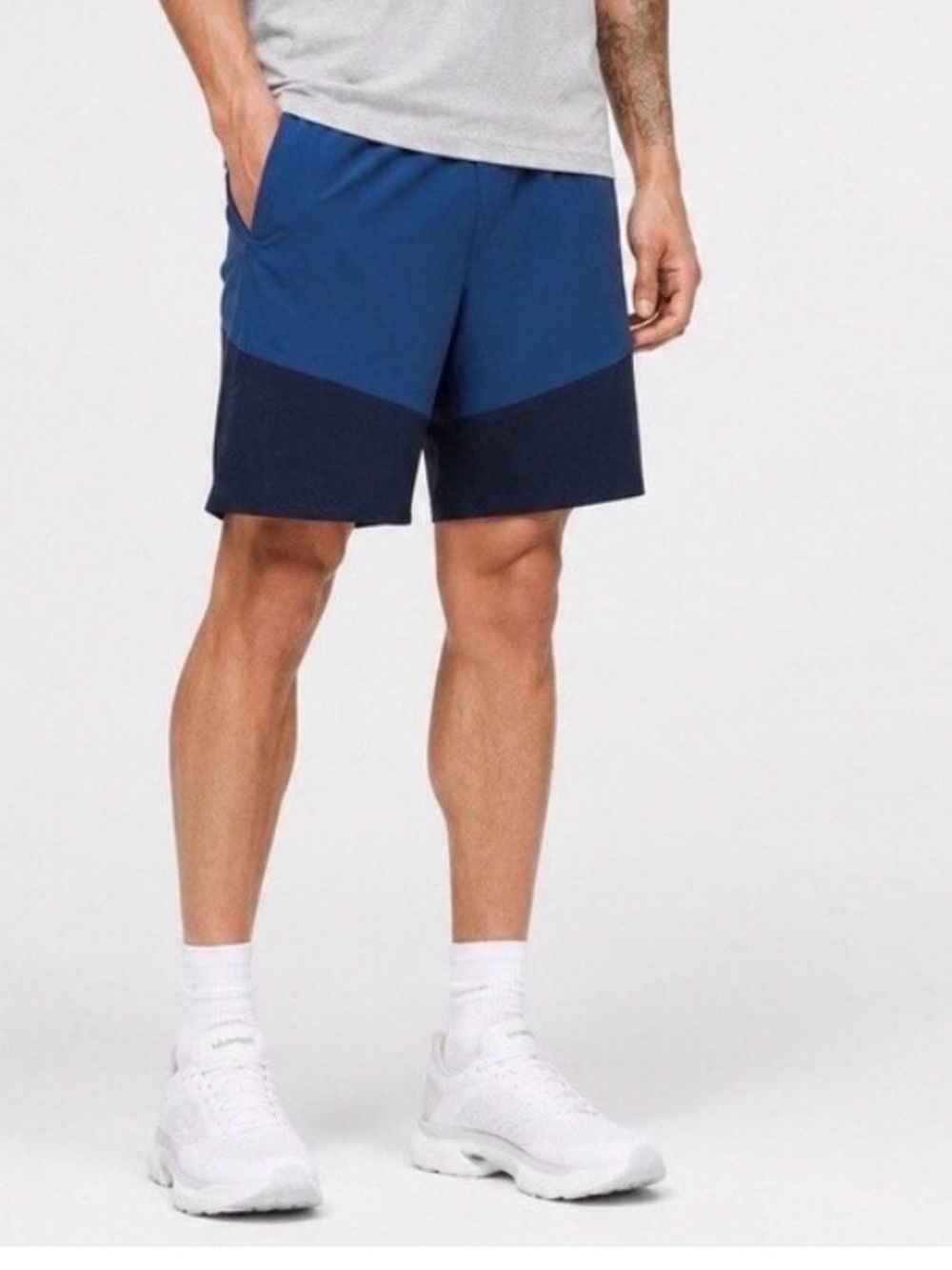 Lululemon Namaste At The Beach Shorts Poseidon True Navy Size L 8” Inseam